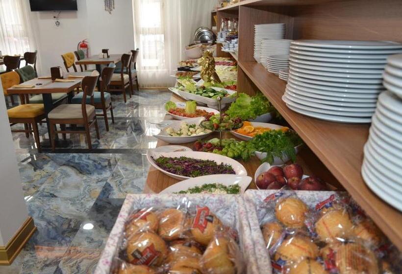 Camera Familiare, Marka