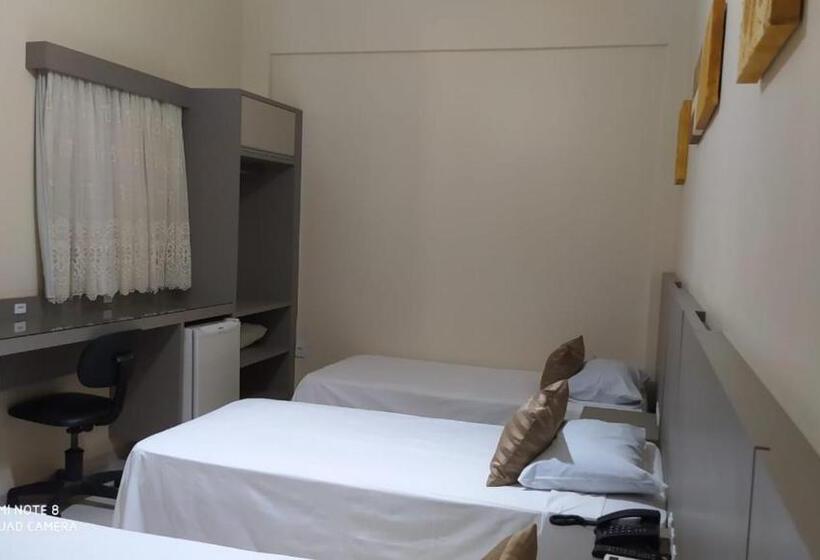 Номер Стандарт Трехместный, Paranoa