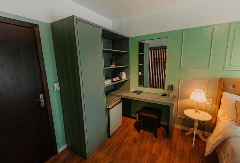 스위트, Petropolis