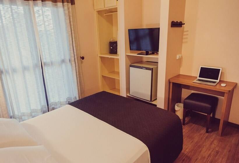 침실 1개 이그제큐티브 아파트, Petropolis