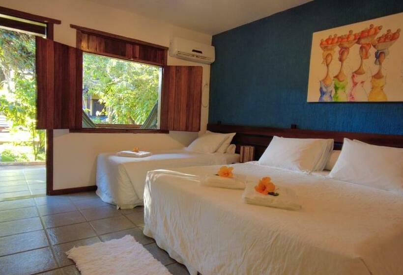 غرفة قياسية ثلاثية مزودة بشرفة, Pousada Marambaia