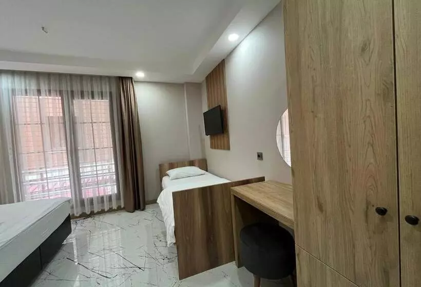 اتاق سوپریور سه تخته, Poyraz Hotel Uzungöl
