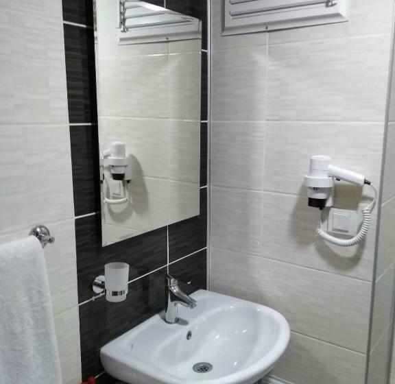 اتاق استاندارد سه نفره, Sarp Hotel Kadriye