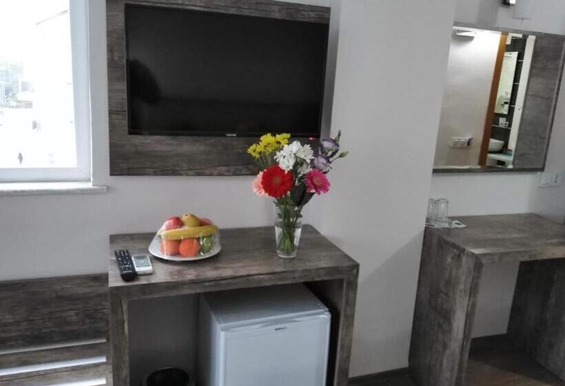 اتاق استاندارد چهار تخته, Sarp Hotel Kadriye