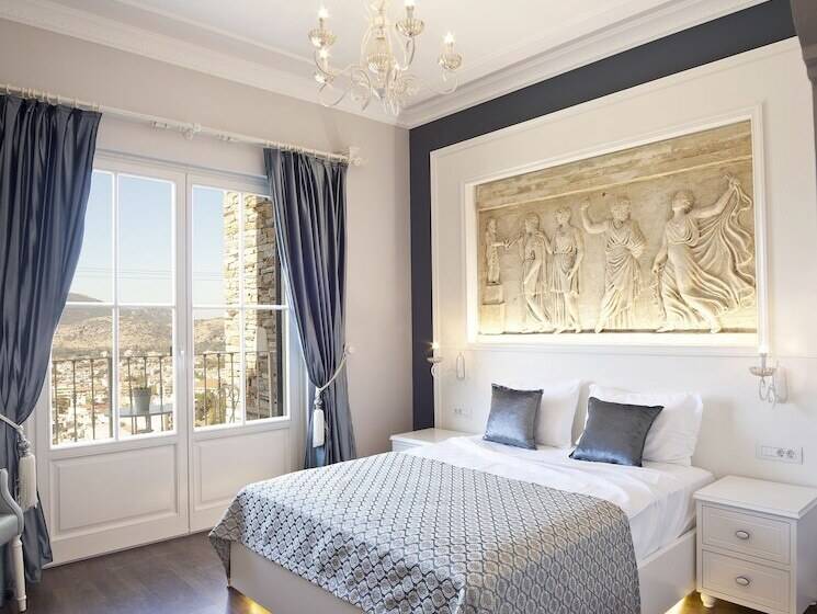 اتاق خانوادگی, Vinifera Ephesus