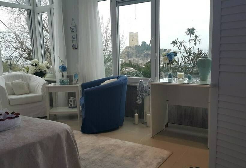 جناح ديلوكس مطل على البحر, Yasemin Suite