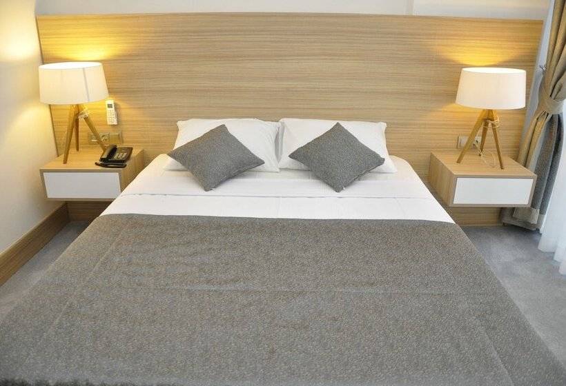 اتاق استاندارد یک نفره, Ozyigit Otel