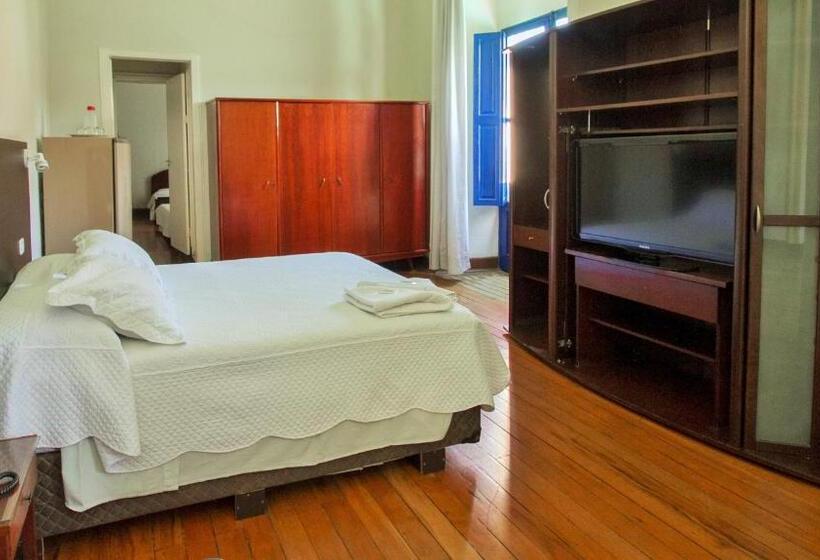 Quarto Quádruplo Estandar, Palace Hotel De Caxambu