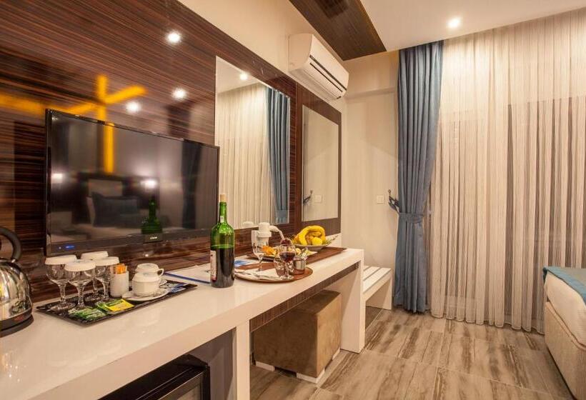 غرفة ديلوكس مزودة بشرفة, Pamukkale Termal Ece Otel