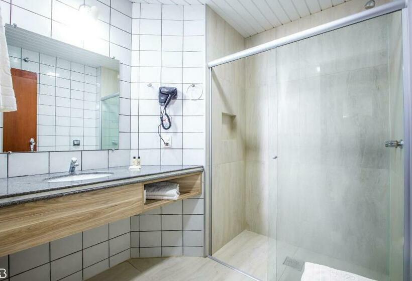 디럭스 룸, Porto Minas Hotel E Convenções