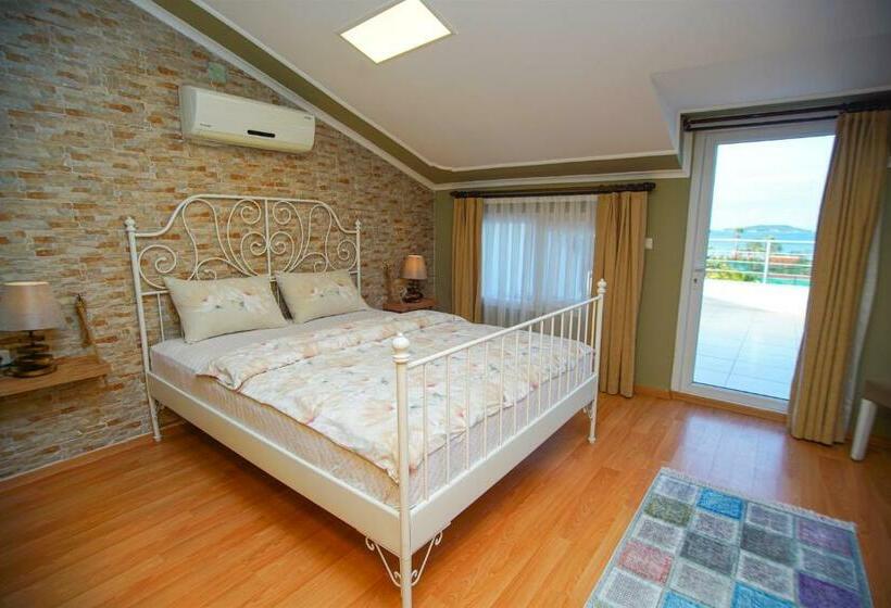 Люкс Вид на Море, Urla Zeytin