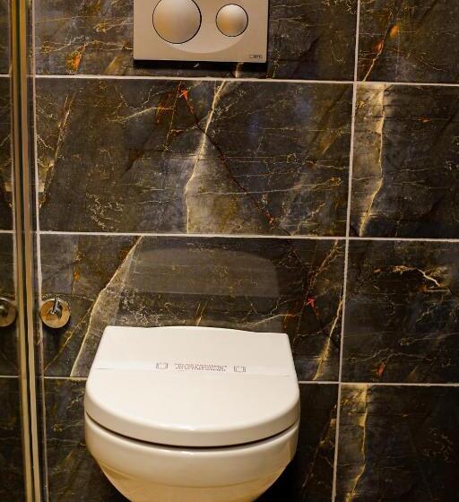 Трехместный Номер Стандарт Вид на Сад, Urla Zeytin