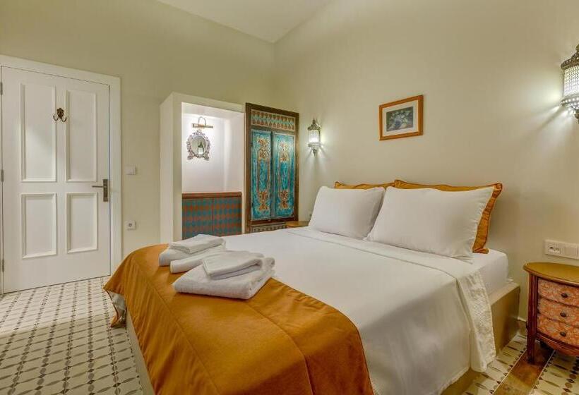 Quarto Estandar com Terraço, Vespera