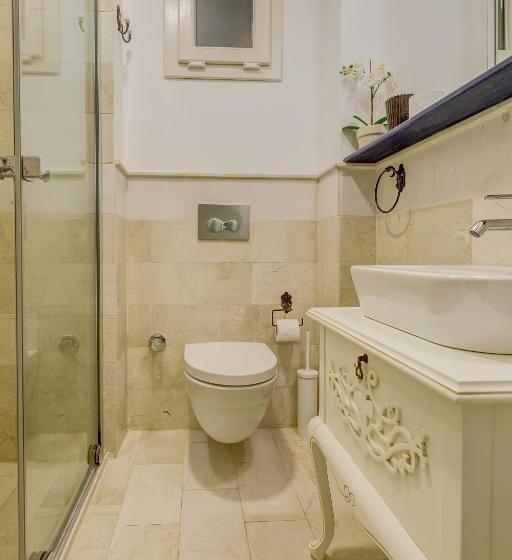 Habitació Superior, Vespera