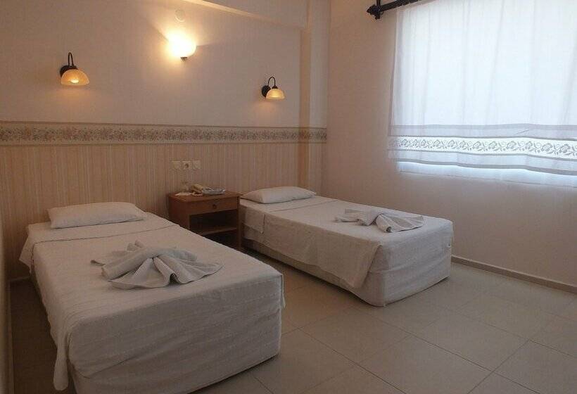 اتاق استاندارد با بالکن, Dorukhan