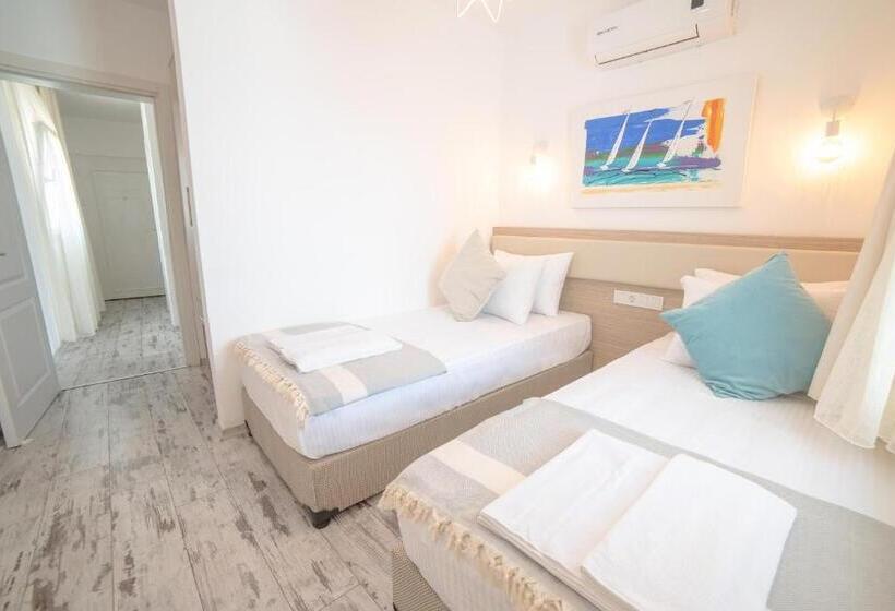 סוויטת דלוקס נוף לים, Madda