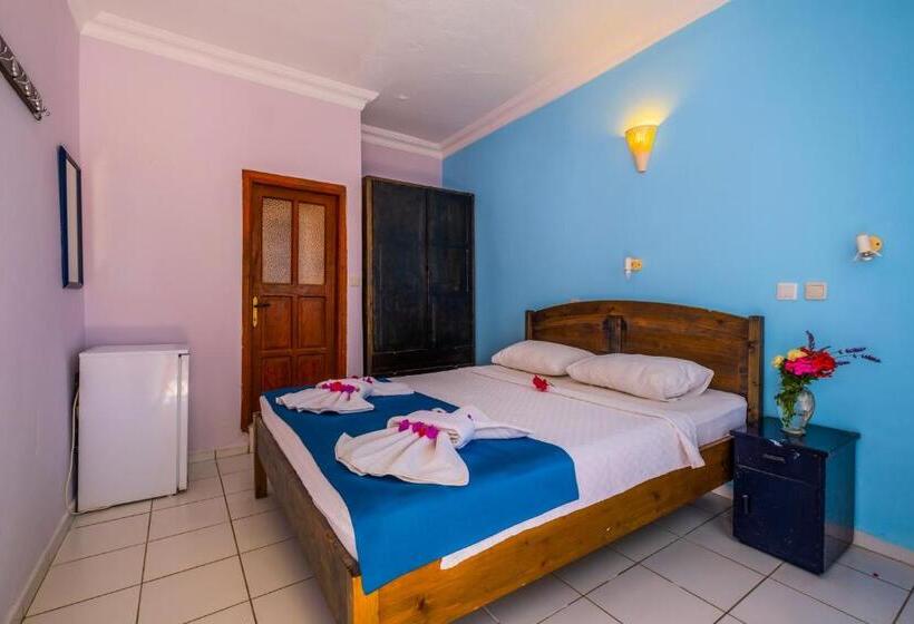 Economy Triple Room, Selim Pansiyon   Adults Only