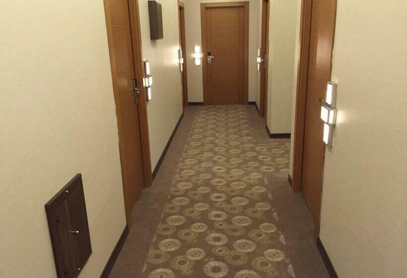 Номер Стандарт Трехместный, Cenas Otel