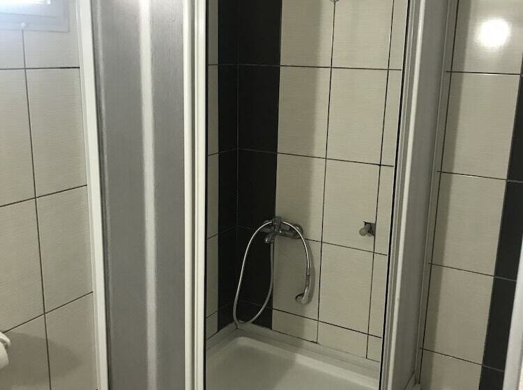 اتاق استاندارد چهار تخته, Anatolia