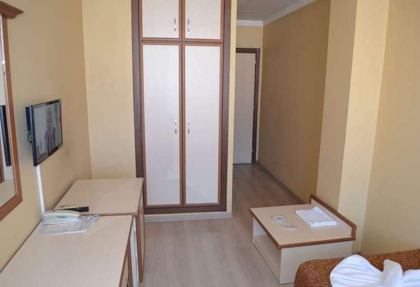 اتاق استاندارد یک نفره, Ayvalık Palas