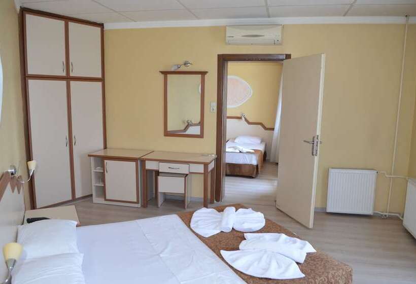 سوییت, Ayvalık Palas