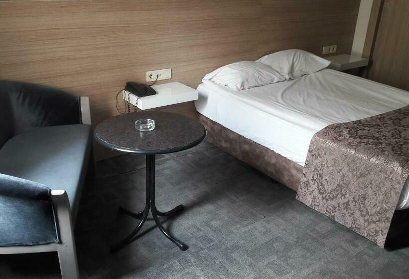 스탠다드 룸, Baykara