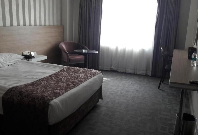 4인용 스탠다드 룸, Baykara