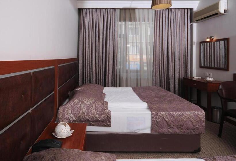 اتاق استاندارد چهار تخته, Baykara