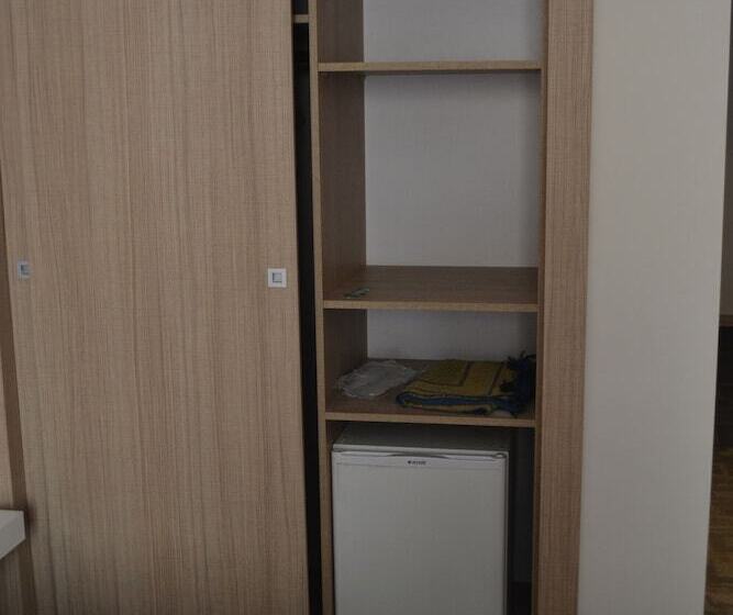 스탠다드 트리플 룸, Baykara