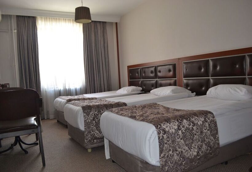 스탠다드 트리플 룸, Baykara