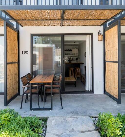 ガーデンビュースイート, Daphnis