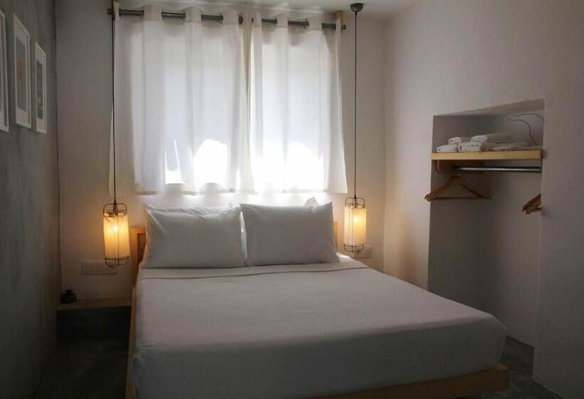 テラス付きスタンダードルーム, Daphnis