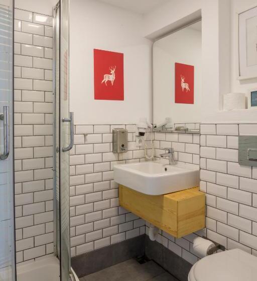 テラス付きスタンダードルーム, Daphnis