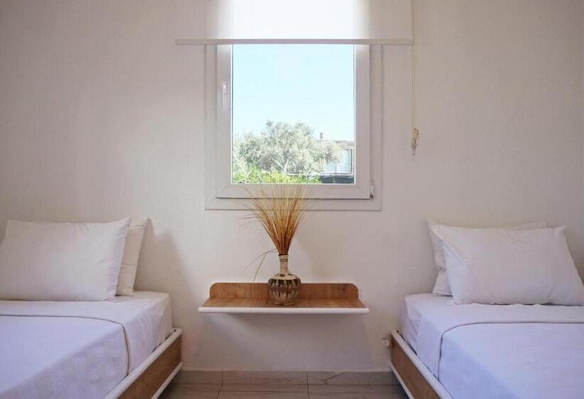 庭の見える１ベッドルームアパートメント, Daphnis