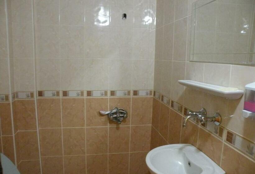 标准间, Talaslioglu