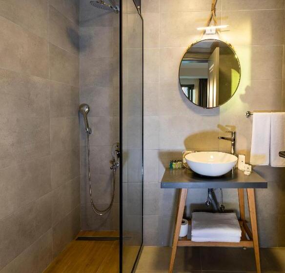 סוויטה אקזקיוטיב, Yalıpark Beach