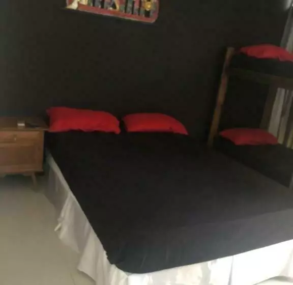 Standard Neljän Hengen Huone, Bardot Hostel