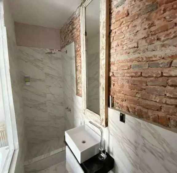 Deluxe-sviitti, Bardot Hostel