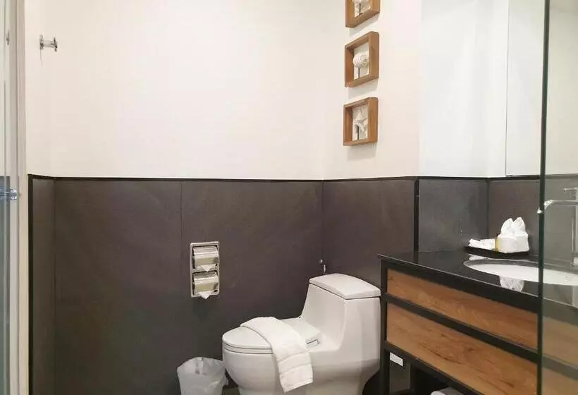 プールの見えるデラックスルーム, Chaolao Cabana Resort