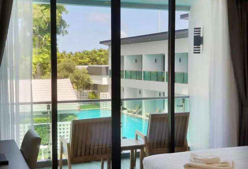 プールの見えるデラックスルーム, Chaolao Cabana Resort