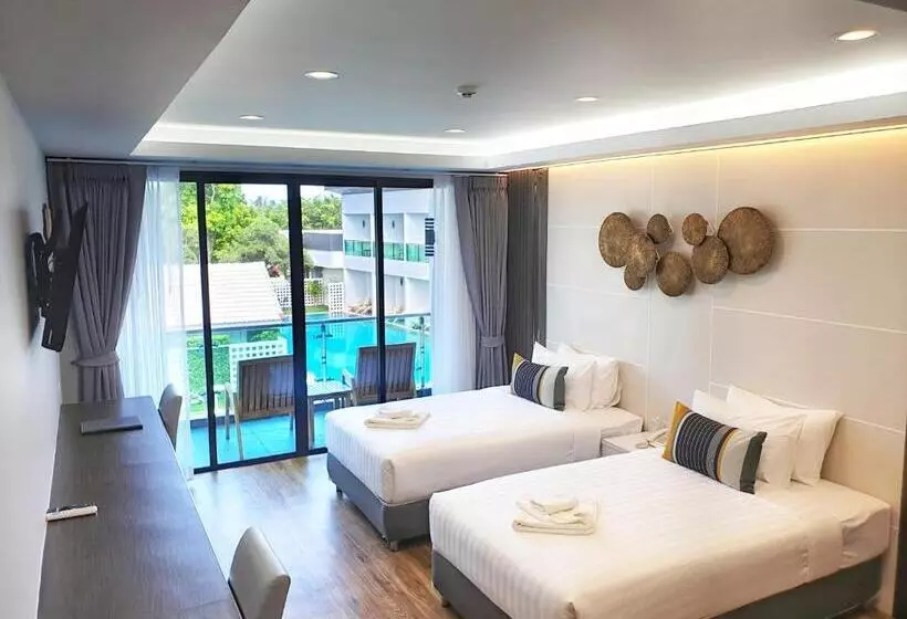 プールの見えるデラックスルーム, Chaolao Cabana Resort