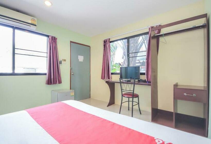 Habitación Deluxe, Eden Hostel