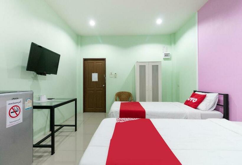 Habitación Estándar, Eden Hostel