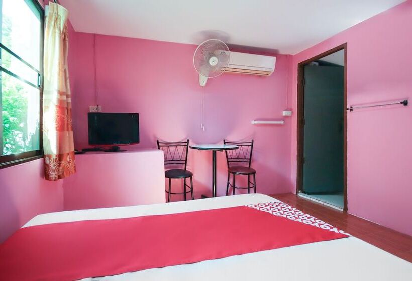 Habitación Estándar, Eden Hostel