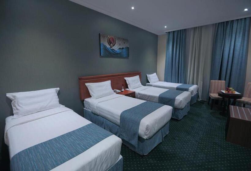 Habitació Quàdruple Deluxe, Barakat Burhan