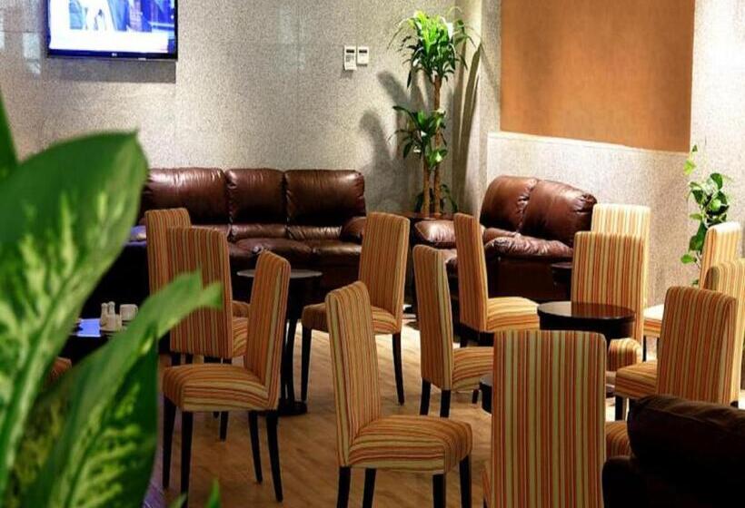 Habitació Quàdruple Deluxe, Barakat Burhan