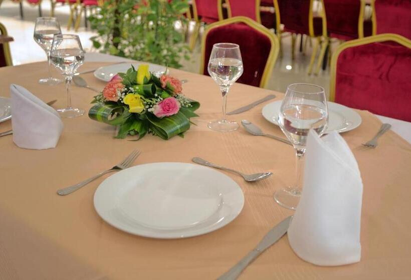 Habitació Estàndard, Barakat Burhan