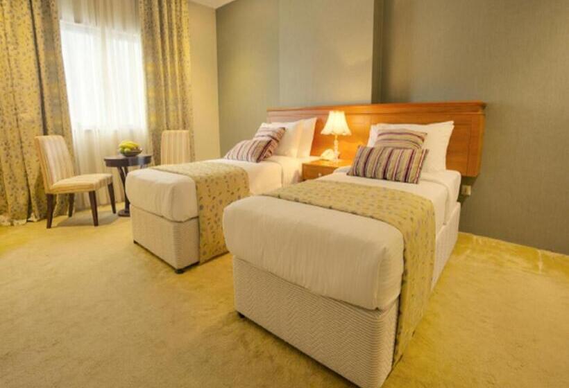 Suite Familiar, Barakat Burhan