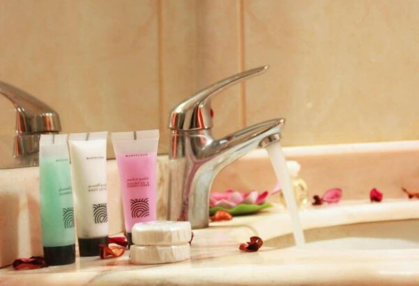 Habitació Estàndard, Barakat Burhan