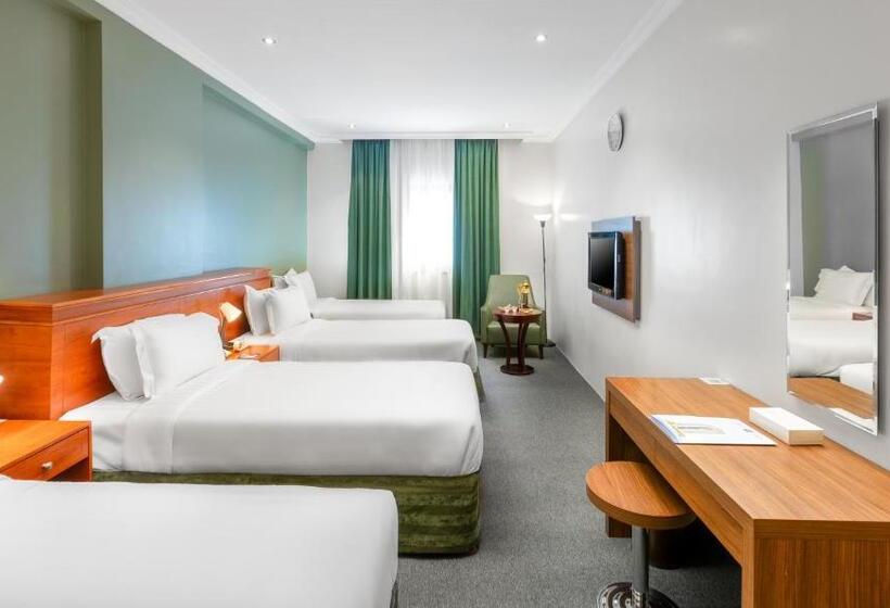 Habitació Quàdruple Deluxe, Barakat Burhan